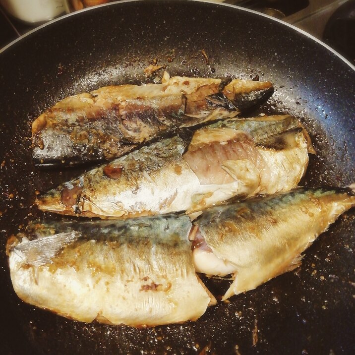 ごまサバのにんにく醤油焼き